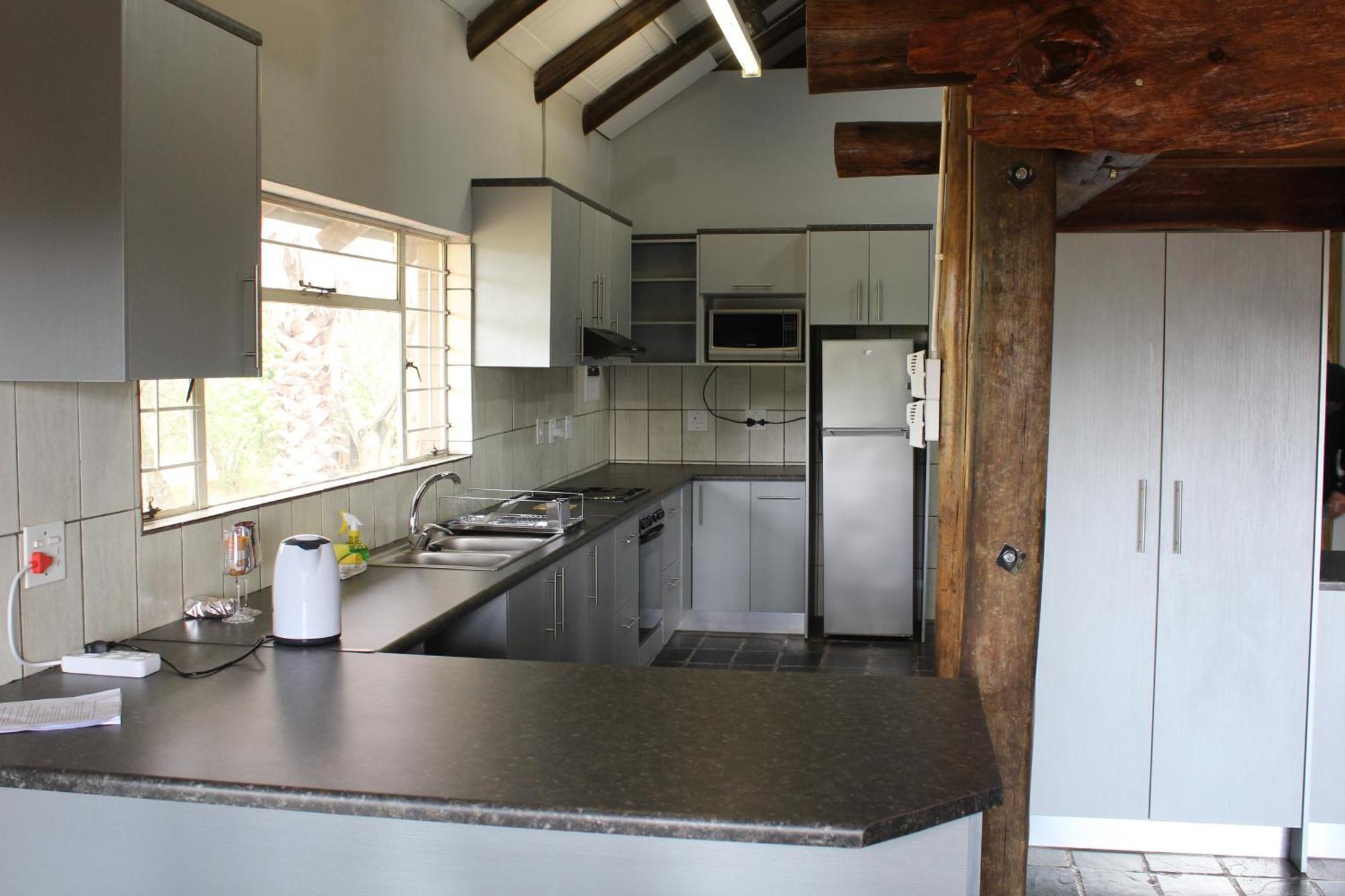 Self-Catered Apartment With Pool Krugersdorp Room photo